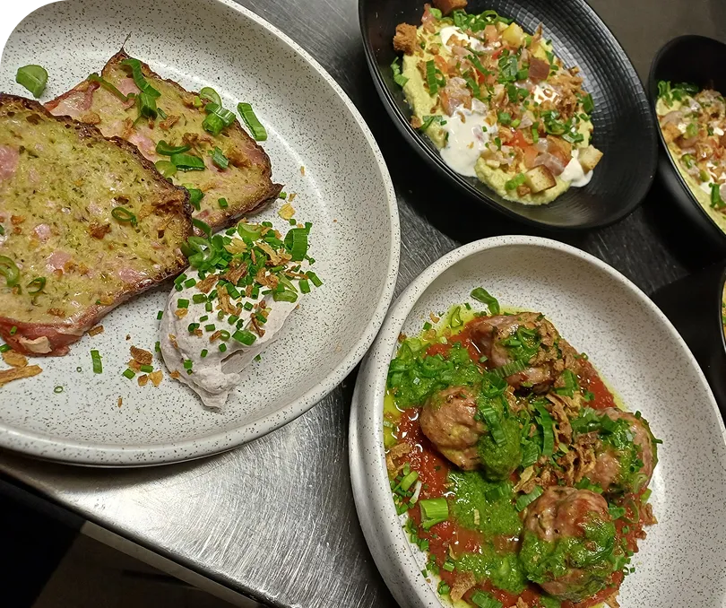 Plats du restaurant B bistro